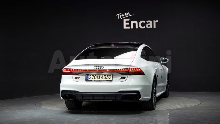 Audi S7 2021 — 4
