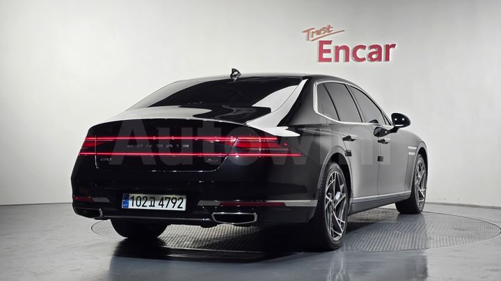 Genesis G90 2024 — 2
