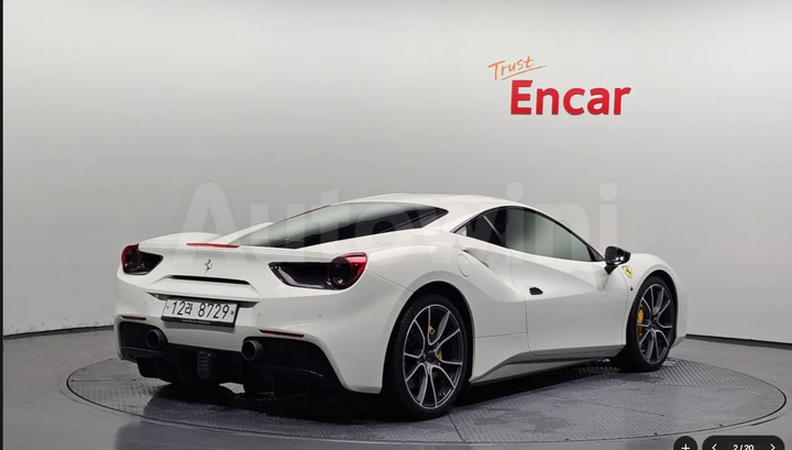Ferrari 488