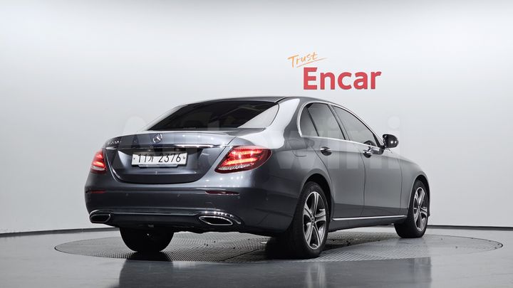 Mercedes Benz E Class 2019 — 2