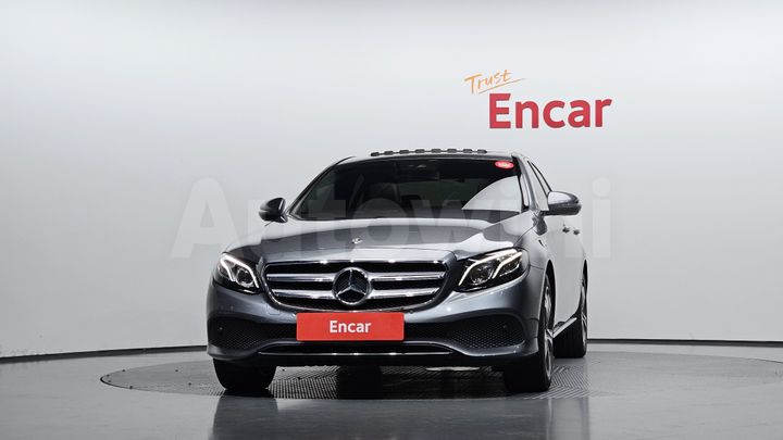 Mercedes Benz E Class 2019 — 3