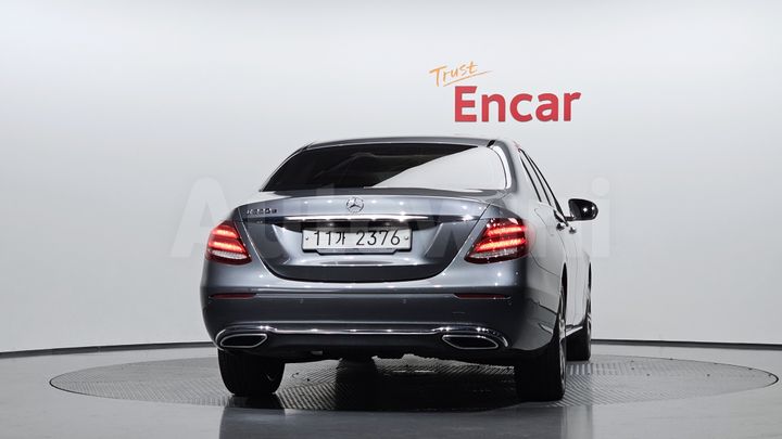 Mercedes Benz E Class 2019 — 4