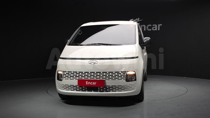 Hyundai Staria 2022 — 3