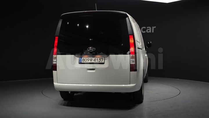 Hyundai Staria 2022 — 4