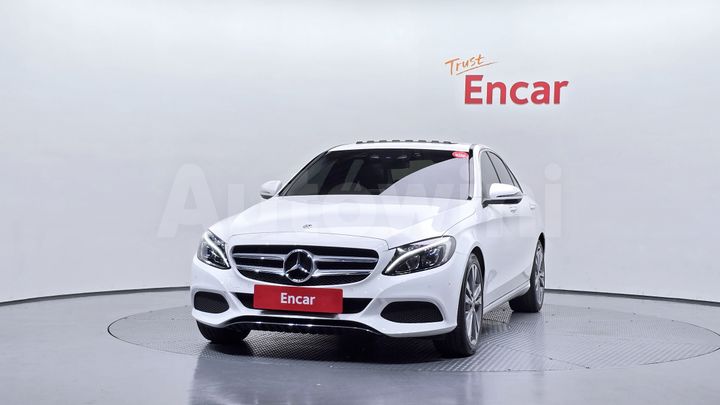 Mercedes Benz C Class 2018 — 3