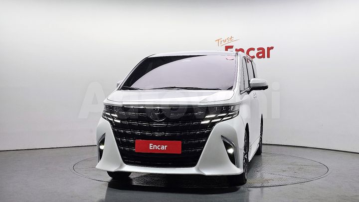 Toyota Alphard 2025 — 3