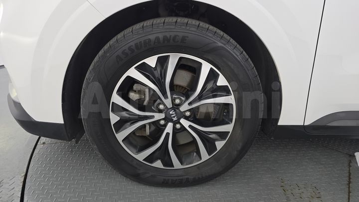 Kia Carnival 2021 — 5