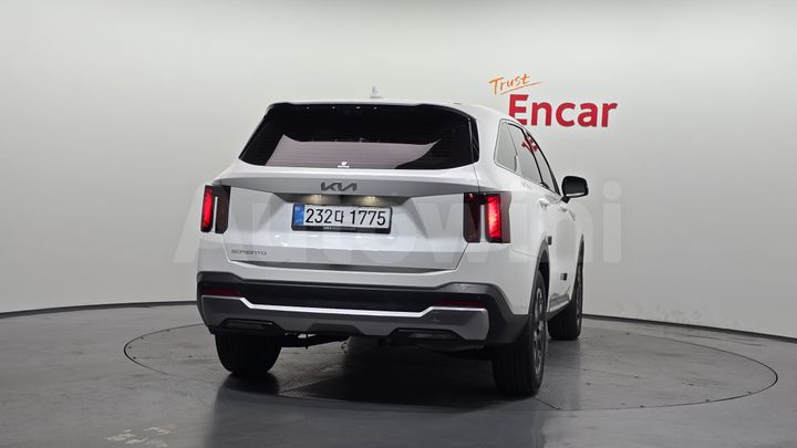 Kia Sorento 2025 — 4
