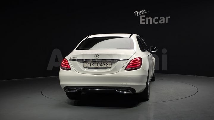 Mercedes Benz C Class 2016 — 4