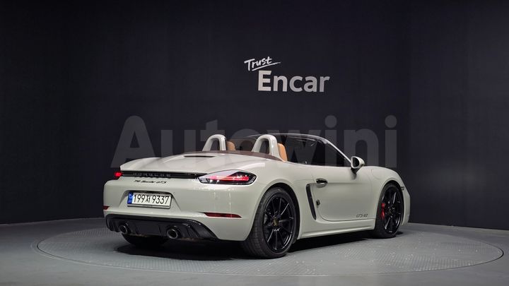 Porsche 718