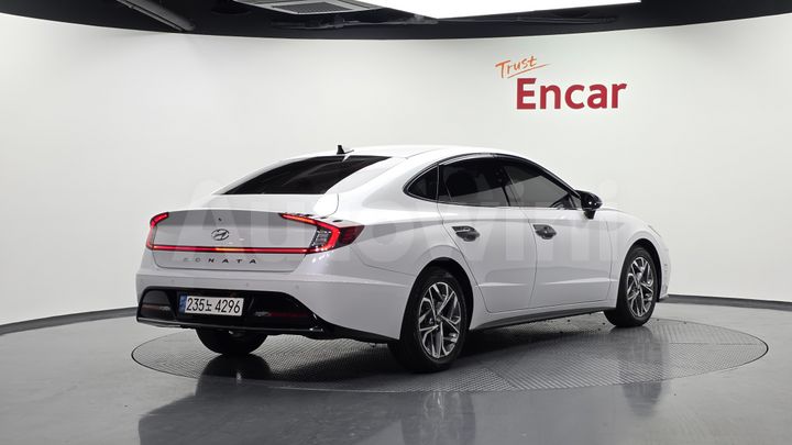 Hyundai Sonata 2022 — 2