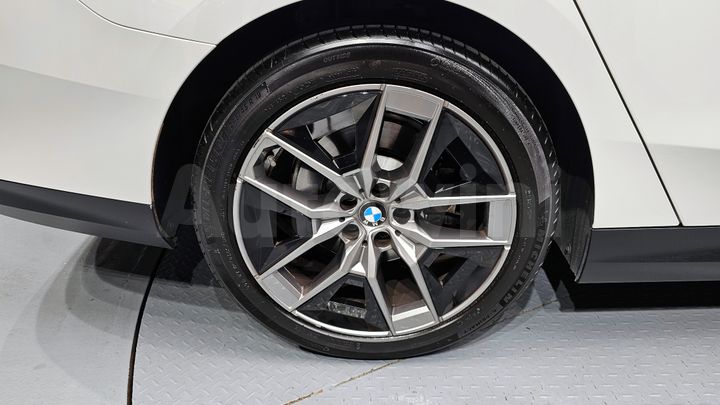 BMW 5 Series 2024 — 5