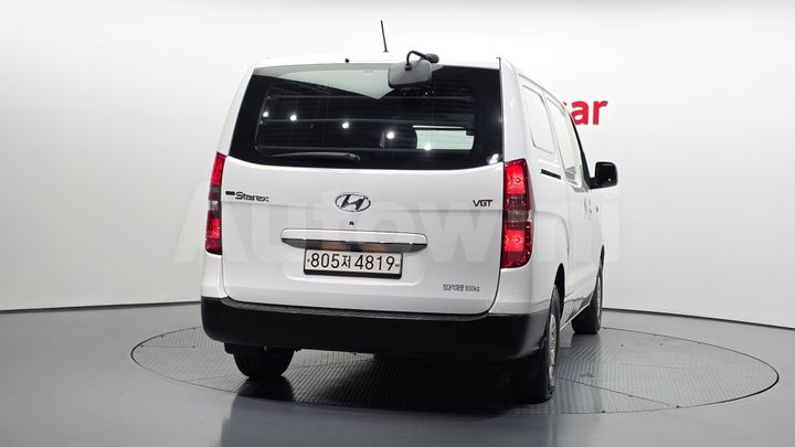 Hyundai Starex 2018 — 4