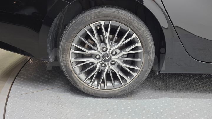 Kia K3 2022 — 5