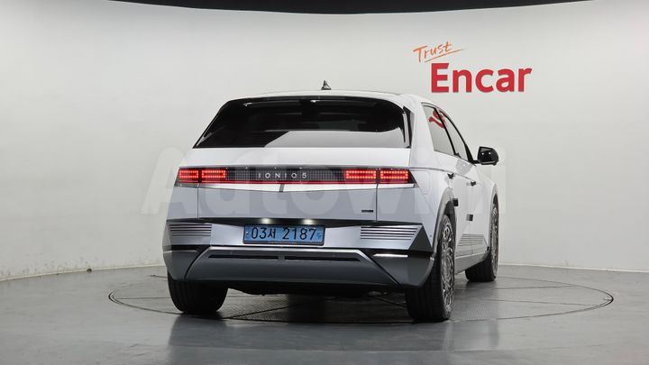 Hyundai Ioniq5 2022 — 3