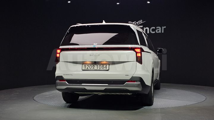Kia Carnival 2026 — 4