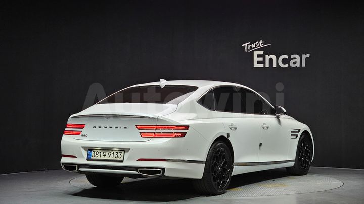 Genesis G80 2022 — 2