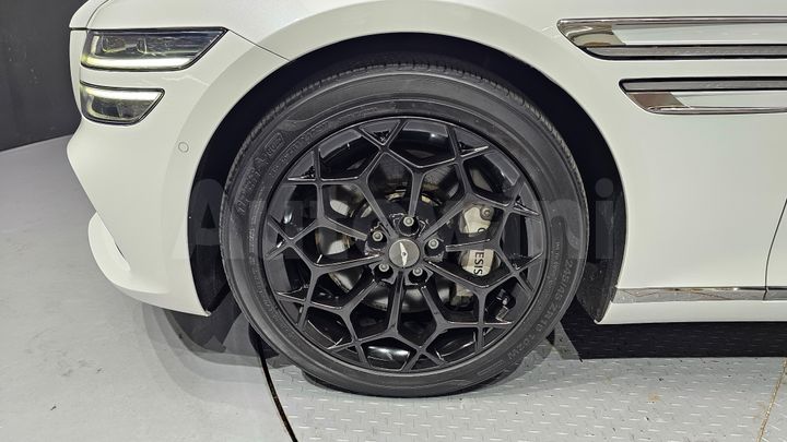 Genesis G80 2022 — 5