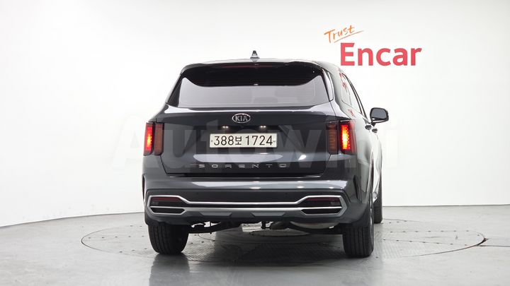 Kia Sorento 2021 — 4