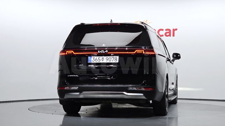 Kia Carnival 2023 — 4