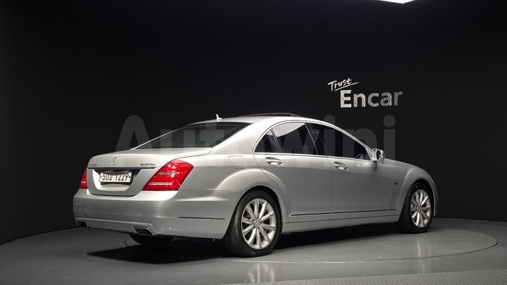 Mercedes Benz S Class