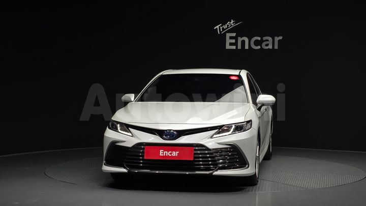 Toyota Camry 2024 — 3
