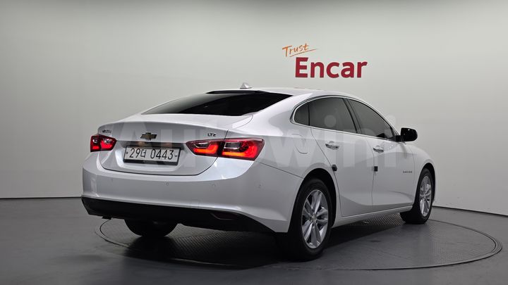 Chevrolet Malibu 2017 — 2