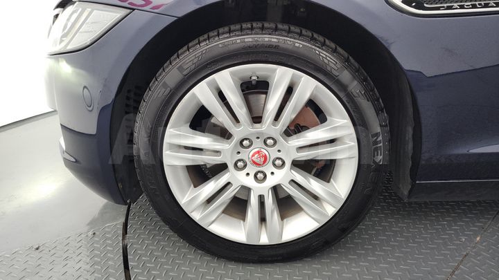 Jaguar XF 2017 — 5