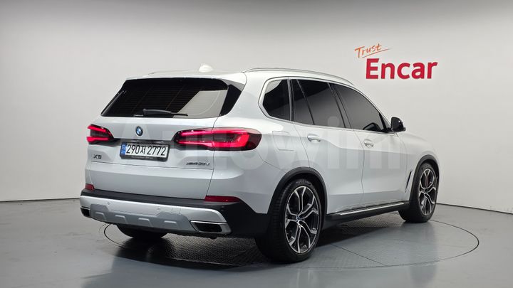 BMW X5 2022 — 2