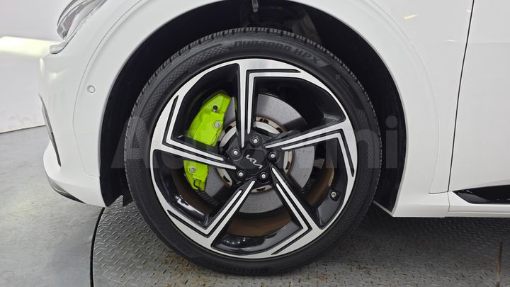 Kia EV6 2023 — 5