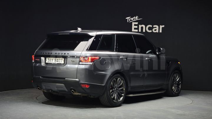 Land Rover Range Rover Sport 2017 — 2