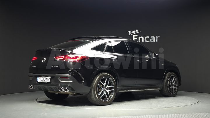 Mercedes Benz GLE Class 2023 — 2