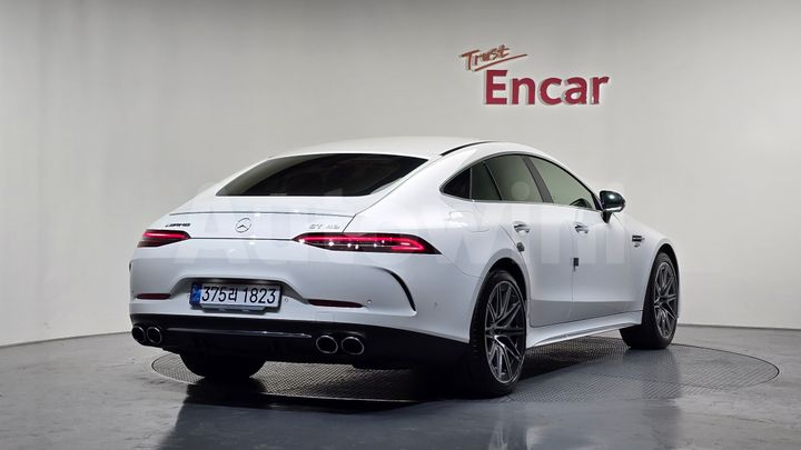 Mercedes Benz AMG GT