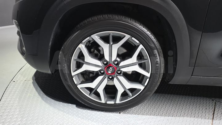 Kia Seltos 2020 — 5