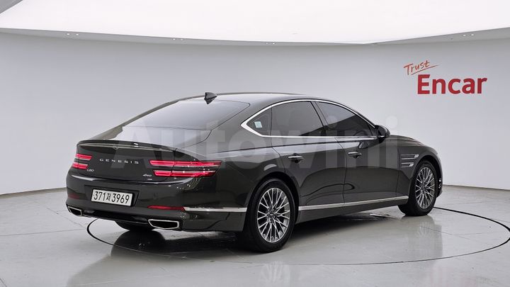 Genesis G80 2022 — 2