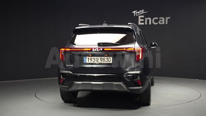 Kia Seltos 2023 — 4