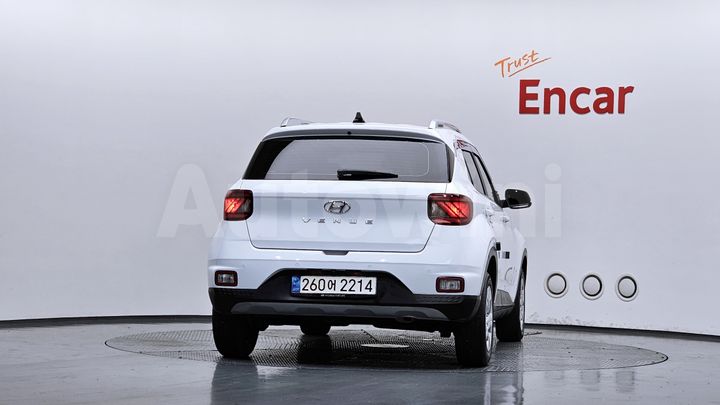 Hyundai Venue 2022 — 4