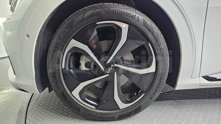 Kia EV6 2022 — 5