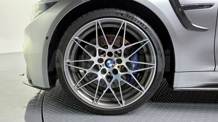BMW M4 2018 — 5
