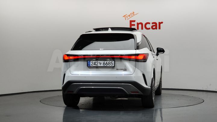 Lexus RX 2023 — 4