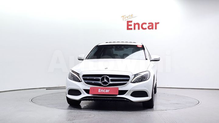 Mercedes Benz C Class 2018 — 3