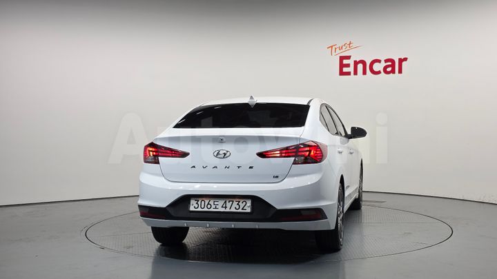 Hyundai Avante 2020 — 4