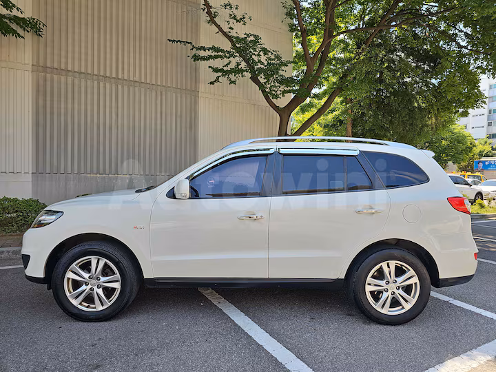 Hyundai SantaFe 2010 — 3