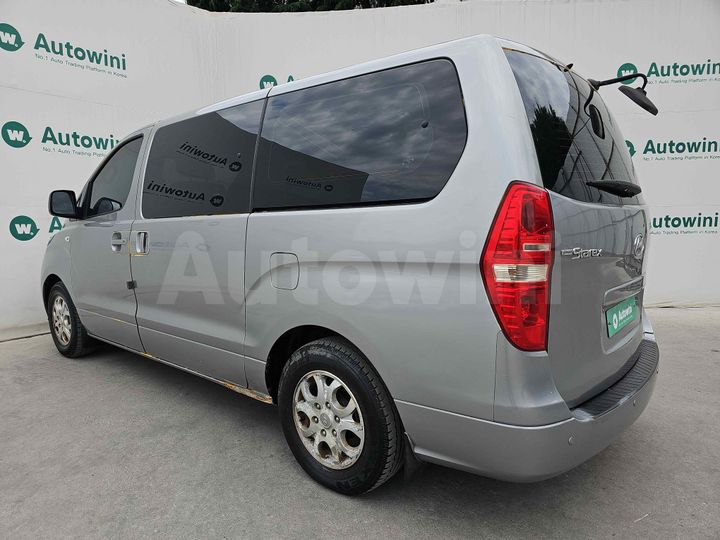 Hyundai Starex 2011 — 3