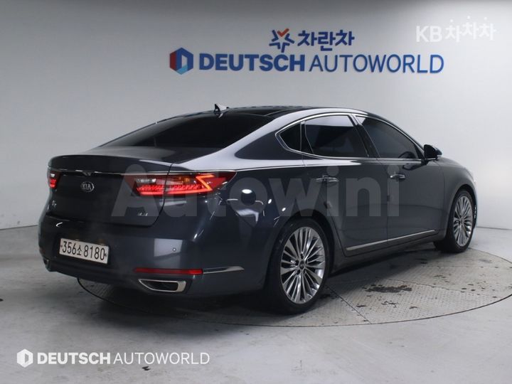 Kia K7 2019 — 3
