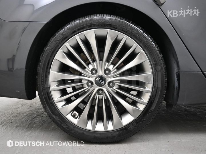 Kia K7 2019 — 5