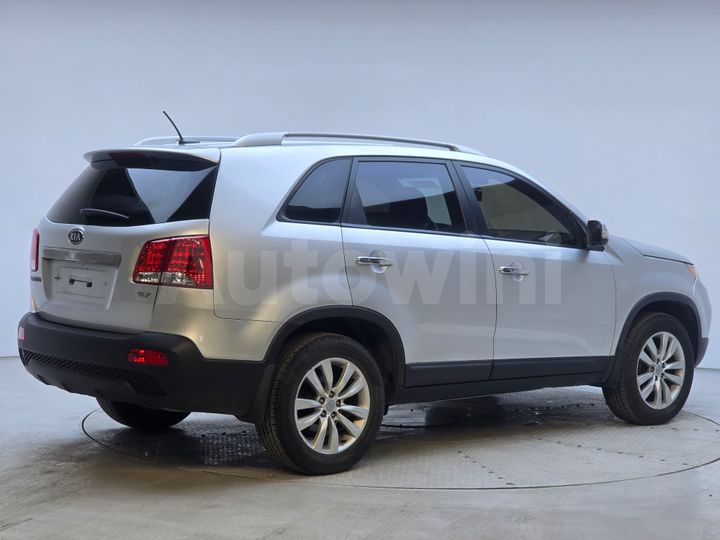 Kia Sorento 2011 — 4