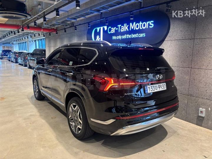 Hyundai SantaFe 2023 — 3
