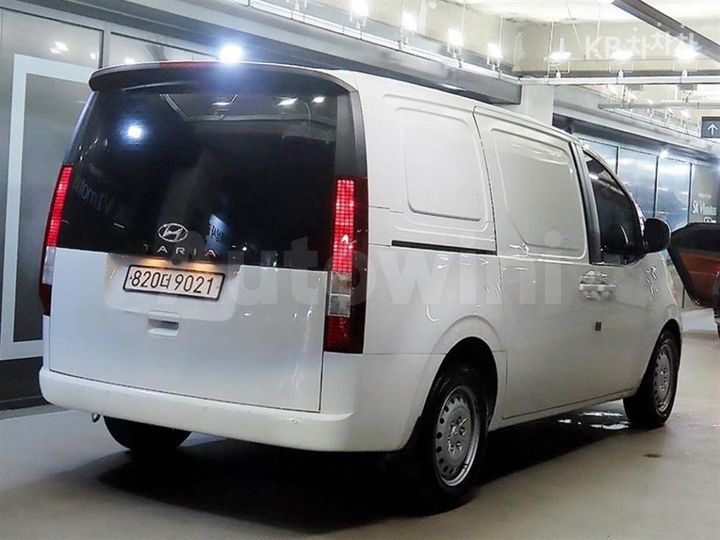 Hyundai Staria 2022 — 4