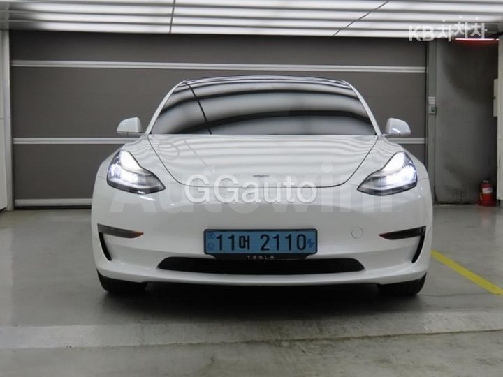 Tesla Model 3 2020 — 2